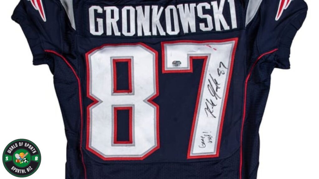 Rob Gronkowski’s Shirt